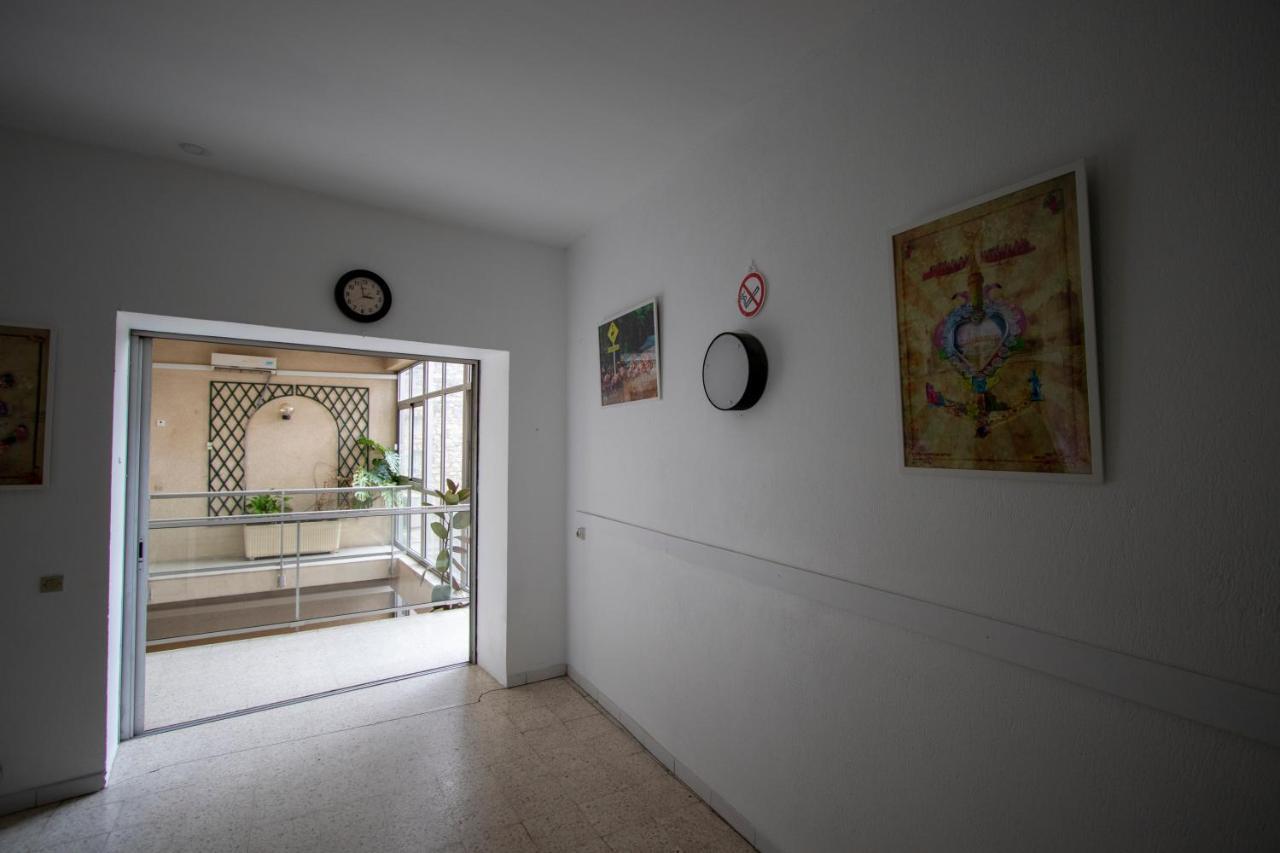 La Maison D'Antonin Nîmes Exterior foto